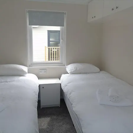 Hyattswood Lodges. Nr Brs Airport Lodge